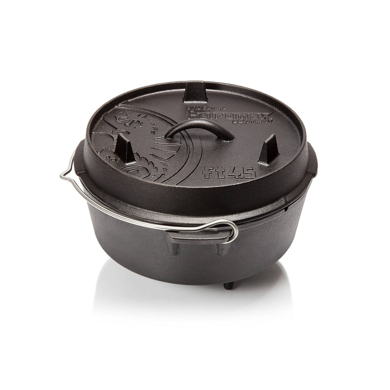 Petromax Cast Iron Dutch Oven for Cooking or Baking Outdoors Over a Campfire or in the Home Kitchen, Pre-Seasoned Cookware Conducts Heat Evenly, 3 Legs